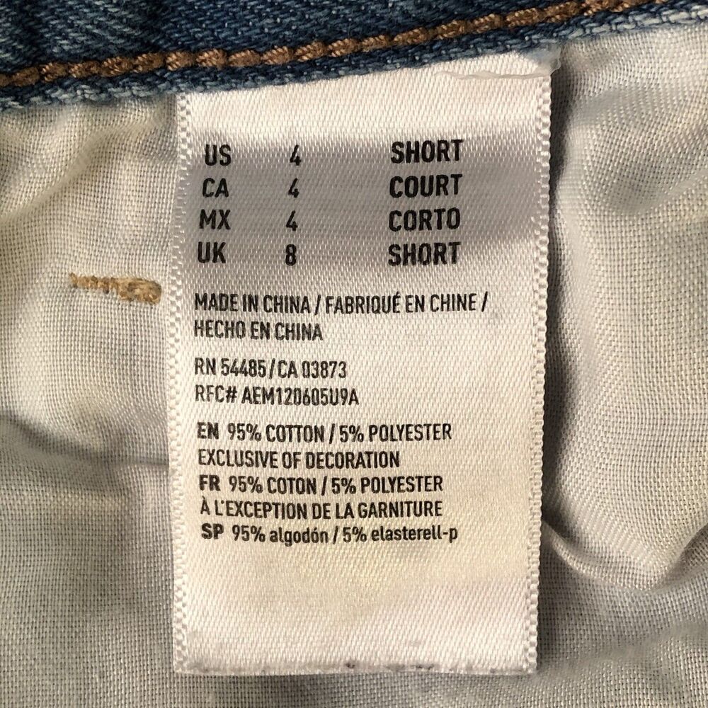American Eagle Women’s Mom Jean Light  Blue Distressed Size 4 Short - Picture 10 of 16